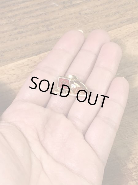 マクドナルドのピザの80年代ビンテージピンバッジ