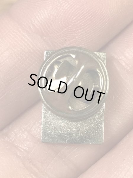 ドミノピザのロゴの90年代〜ビンテージピンバッジ