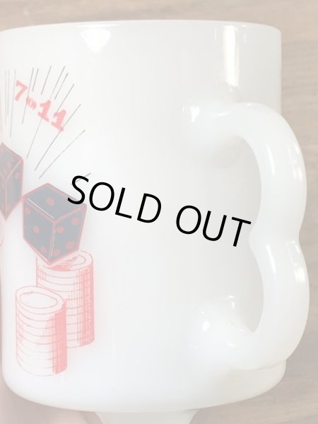 フェデラル社製のRenoの70’sヴィンテージミルクガラスマグ