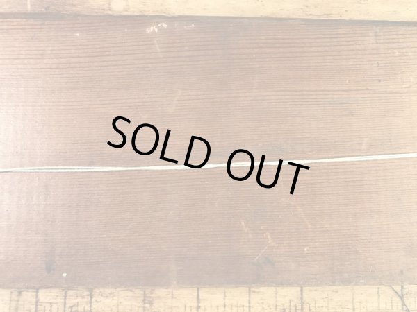 アイスクリームショップのアンティークのウッド製サインボード