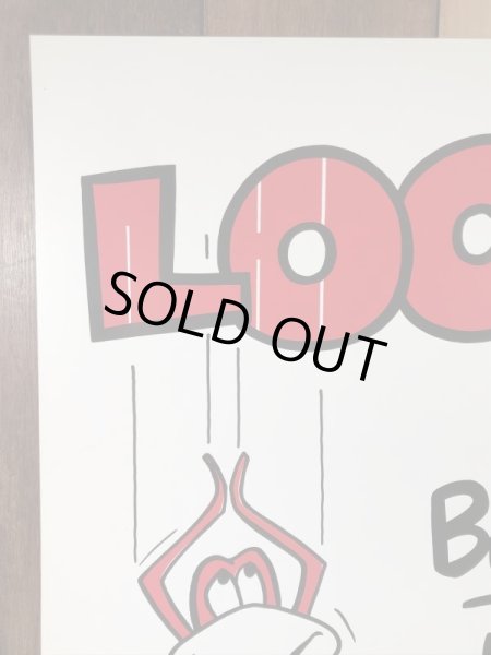 “Look Before You Leap!”のメッセージが書かれた70年代ビンテージ看板