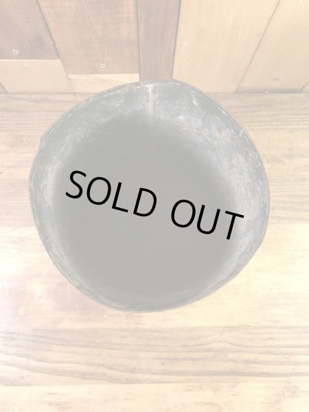 バスターブランドのピーナッツが入っていた50年代〜ビンテージブリキ缶