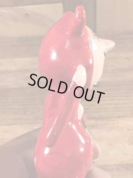 陶器製のレッドデビルの60年代ビンテージフィギュア