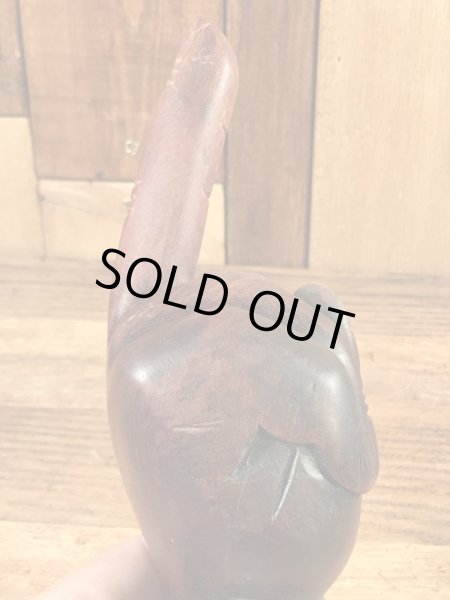 木彫りのファックの70’sヴィンテージハンドサイン