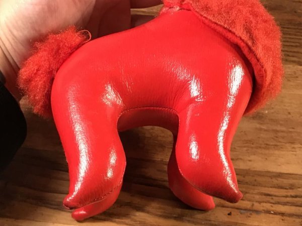 ドリームペッツのようなプードルの60’sヴィンテージレザードール