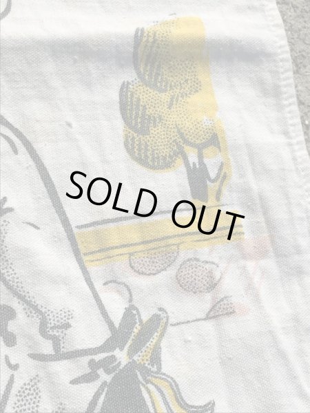 Hail Hail The Gangs All Hungryのメッセージが書かれたバーベキュー用の50年代ビンテージエプロン