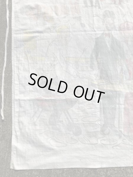 Hail Hail The Gangs All Hungryのメッセージが書かれたバーベキュー用の50年代ビンテージエプロン