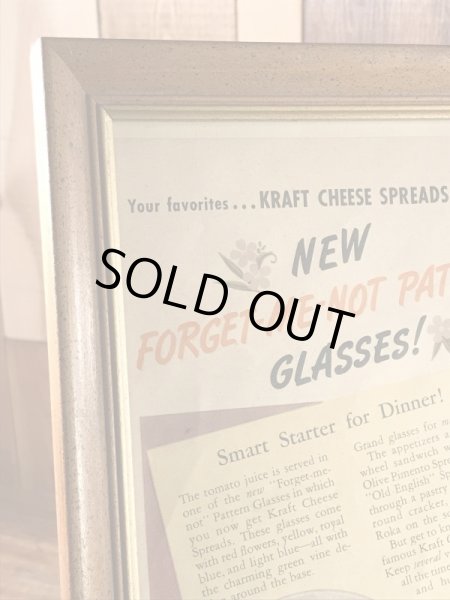 ガラスの額縁にクラフトチーズの広告が入った40年代ビンテージ壁掛け