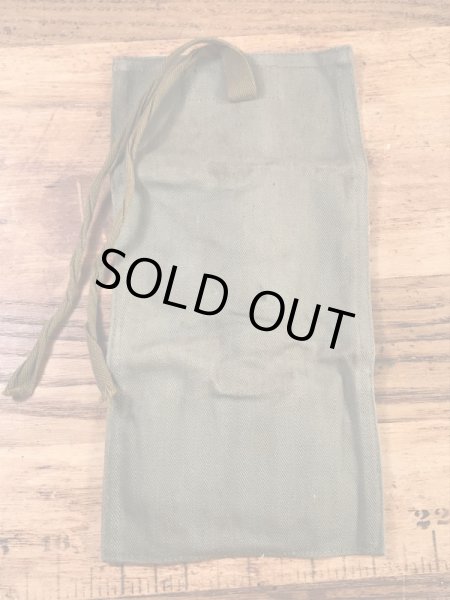 アメリカンレッドクロスのヘリンボーン生地の40’sヴィンテージ裁縫セット