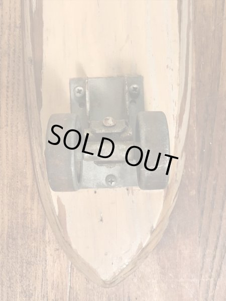 Nash社製のFifteen Toesの60’sヴィンテージウッドスケボー