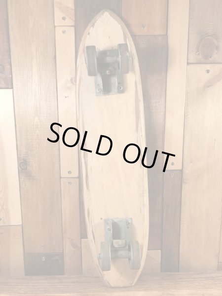 Nash社製のFifteen Toesの60’sヴィンテージウッドスケボー