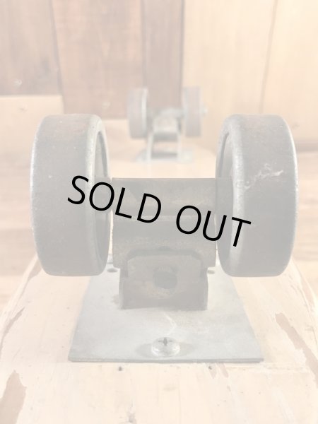 Nash社製のFifteen Toesの60’sヴィンテージウッドスケボー