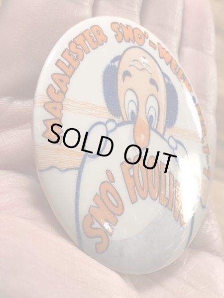 カレッジ物のイベントの70年代ビンテージ缶バッジ