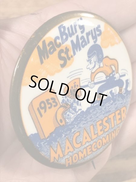 Macalester Colleggのイベント物の50’sヴィンテージ缶バッチ