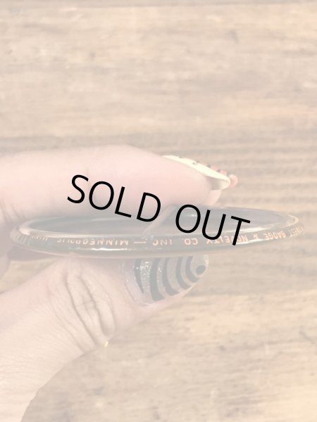 Macalester Colleggのイベント物の50’sヴィンテージ缶バッチ