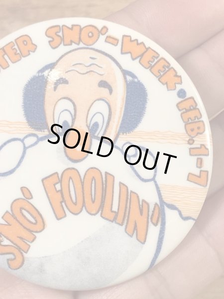 Macalester Colleggのイベント物の70’sヴィンテージ缶バッチ