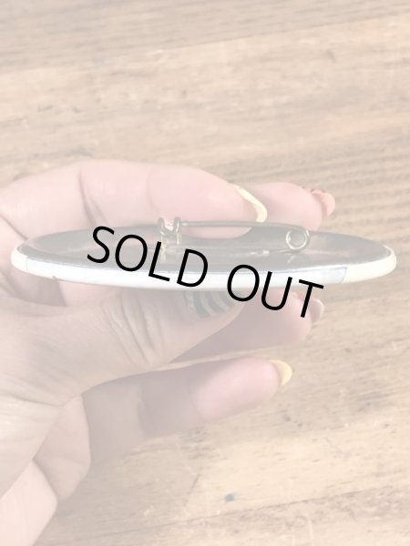 アメリカのハイスクール物の60’sヴィンテージ缶バッチ