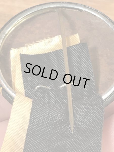 カレッジ物のフットボール大会の50〜60年代ビンテージ缶バッジ