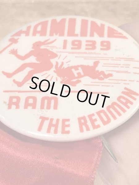 ユニバーシティ物のフットボールイベントの30’sヴィンテージ缶バッチ