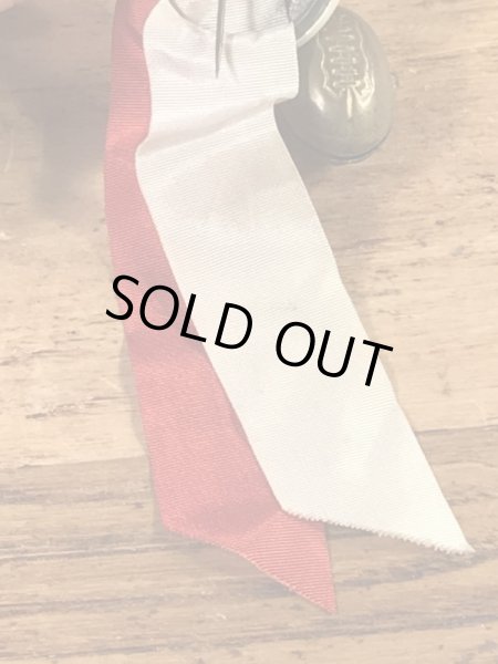 ユニバーシティ物のフットボール大会の40年代ビンテージ缶バッジ