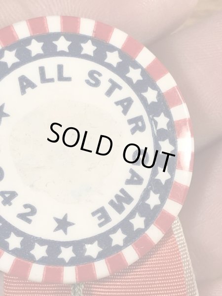 カレッジ物のフットボール大会の40’sヴィンテージ缶バッチ