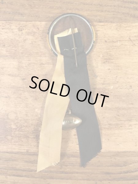 ユニバーシティ物のフットボール大会の50〜60’sヴィンテージ缶バッチ