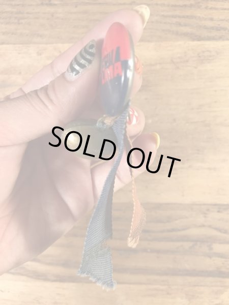 カレッジ物のフットボール大会の40’sヴィンテージ缶バッチ