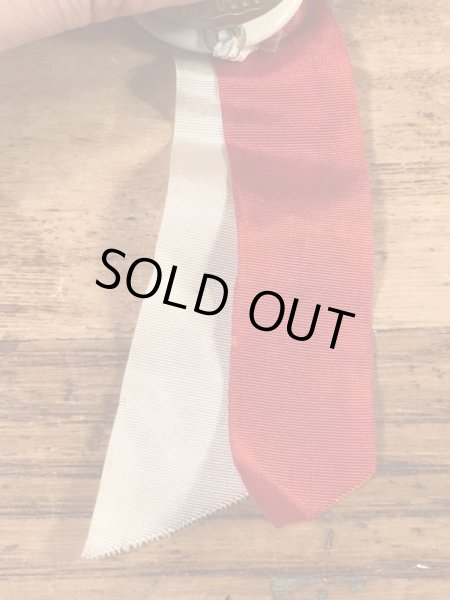 カレッジ物のフットボール大会の40’sヴィンテージ缶バッチ