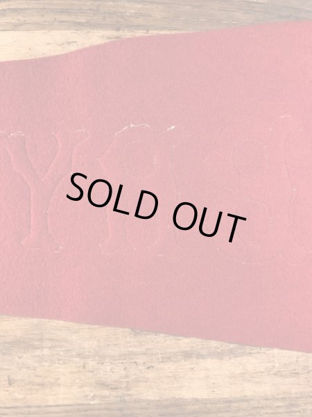 ブライアント大学のユニバーシティ物の30〜40年代ビンテージペナント