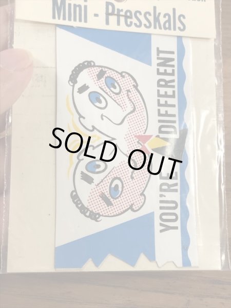 Impko社製のYou're Differentのメッセージが書かれた60’sヴィンテージデカール