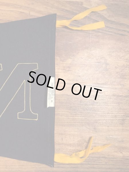 USネイビーのユニバーシティ物の30〜40年代ビンテージペナント