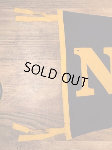 USネイビーのユニバーシティ物の30〜40年代ビンテージペナント