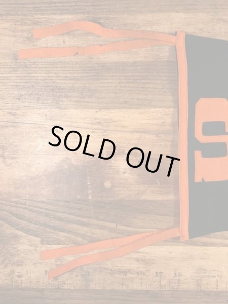 ユニバーシティ物のフェルト製の30〜40年代ビンテージペナント