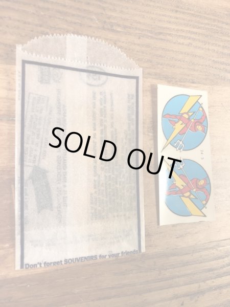 Impko社製の稲妻に乗ったデビルの60年代ビンテージ水張りステッカー