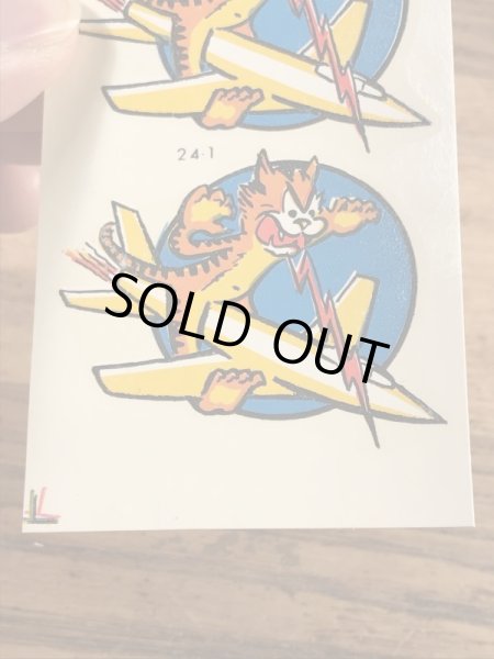 Impko社製のLightning Catの60’sヴィンテージウォータースライドデカール