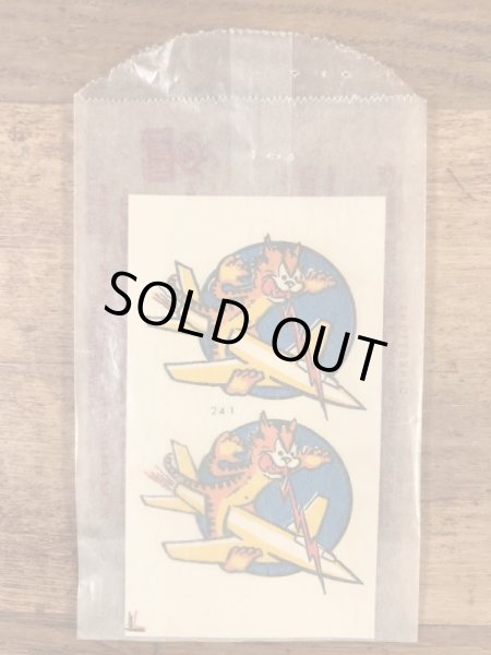 Impko社製のLightning Catの60’sヴィンテージウォータースライドデカール