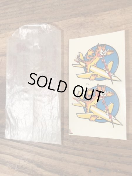 Impko社製のLightning Catの60’sヴィンテージウォータースライドデカール