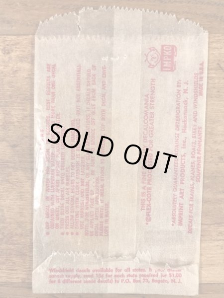 Impko社製のハゲタカの60年代ビンテージ水張りステッカー