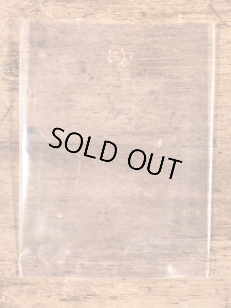 Monte社製のアアアアウチの50年代ビンテージ水張りステッカー