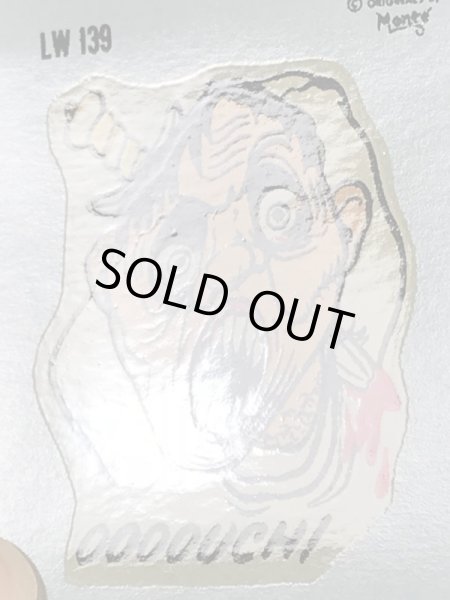 Monte社製のアアアアウチの50年代ビンテージ水張りステッカー