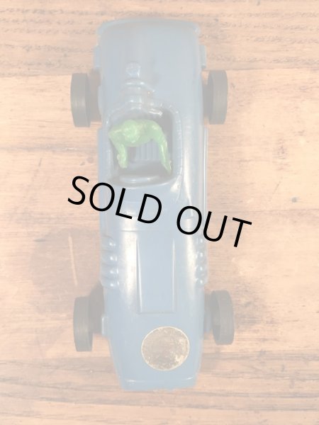 スピードレーサーのプラスチック製の50〜60年代ビンテージカートイ