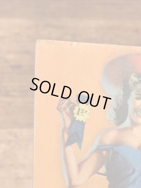 Zoe Mozertが描いたピンナップガールの40年代ビンテージカード