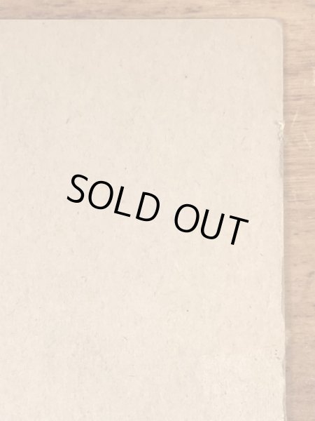 I Must Learn Where To Draw The Lineのメッセージが書かれたピンナップガールの40’sヴィンテージカード