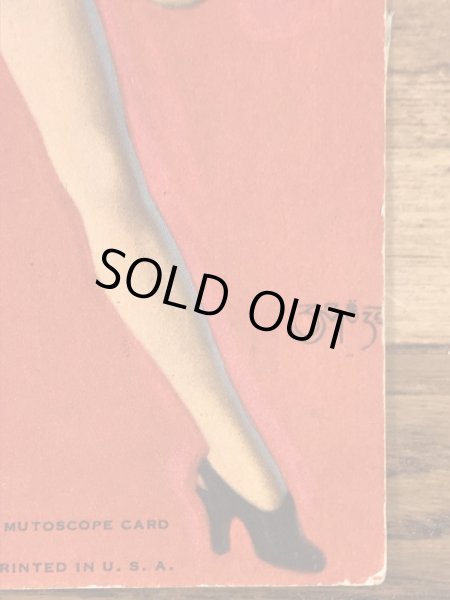 I Must Learn Where To Draw The Lineのメッセージが書かれたピンナップガールの40’sヴィンテージカード