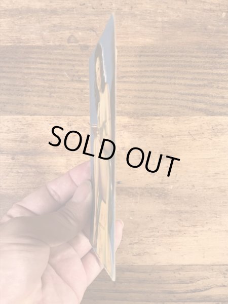 Zoe Mozertが描いたピンナップガールの40年代ビンテージカード