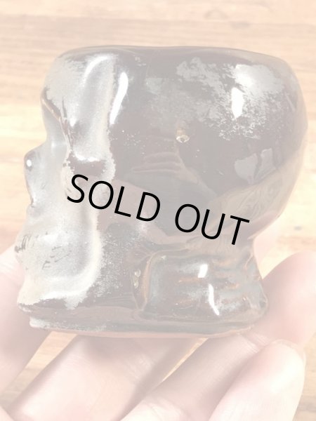 スカルの陶器製の50年代ビンテージショットグラス