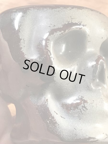 スカルの陶器製の50年代ビンテージショットグラス