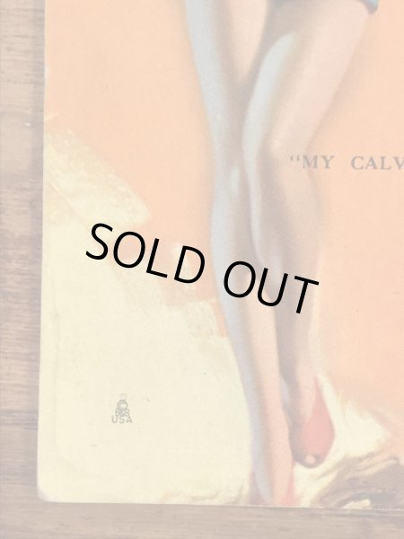 Zoe Mozertが描いたピンナップガールの40年代ビンテージカード