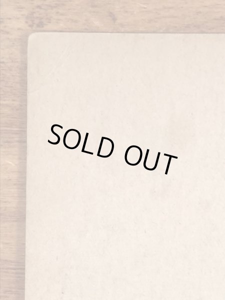 Earl Moranが描いたピンナップガールの40年代ビンテージカード