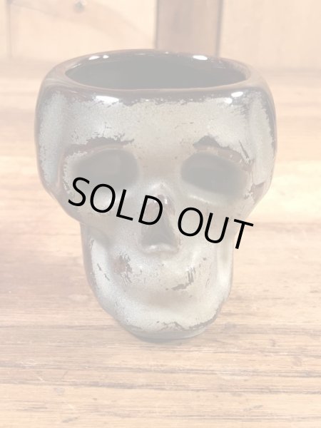 スカルの陶器製の50年代ビンテージショットグラス